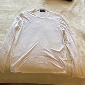White long sleeve tee